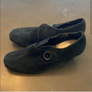 I Love Comfort Suede Booties